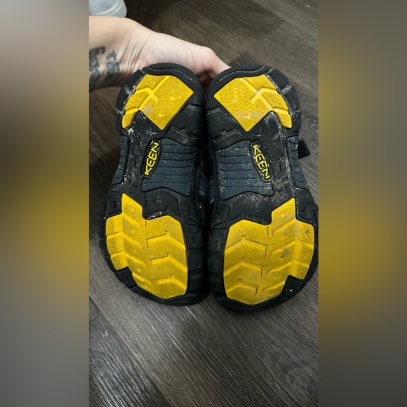 Little Kids Keen Waterproof Sandals, navy, size 1 - Picture 5 of 5